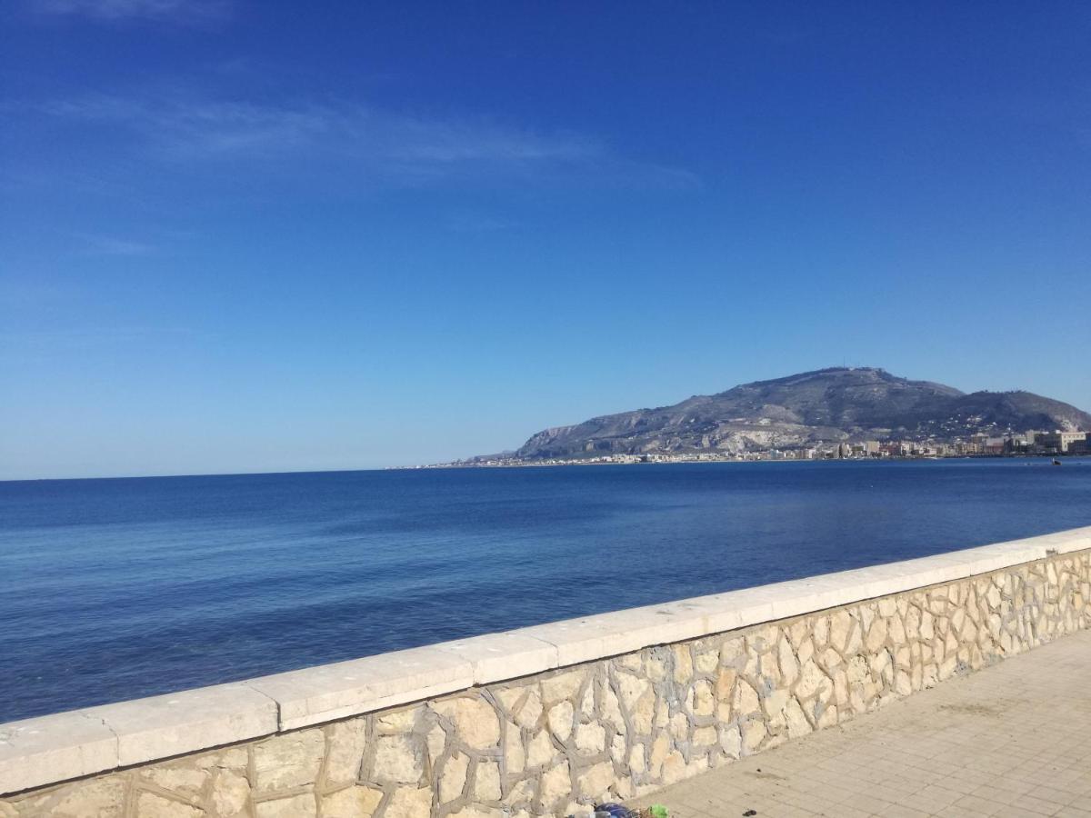 Appartamento Casa Vacanze SereRosa. Tramonti indimenticabili Trapani Esterno foto